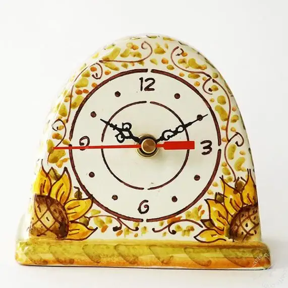 Table Clock main product photo