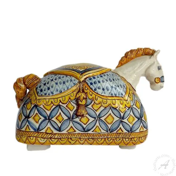 Horse main product photo