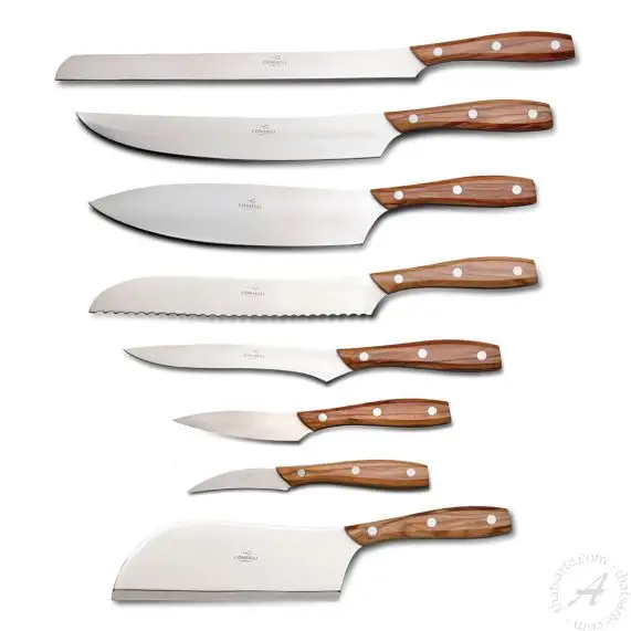 https://media.thatsarte.com/media/catalog/product/cache/e6a702eb22a56fc19020f6f670334a11/k/i/kitchen-knives-chianino-olive-wood-group_1_6.jpg