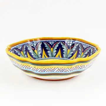 Italian serving bowl from the Geometrico 59E Collection handmade by Eugenio Ricciarelli - Deruta, Rapallo, Amalfi