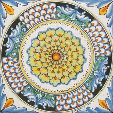 Hand-painted Deruta tile ad08 by Antica Deruta, Italy. The tile is entirely handcrafted.