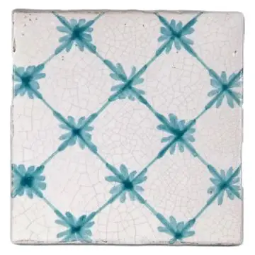 Hand-painted Deruta tile AD09V Classica collection by Antica Deruta, Italy. The tile is entirely handcrafted.