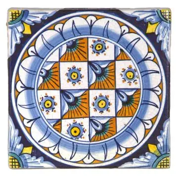 Hand-painted Deruta tile AD22T Tradizione by Antica Deruta