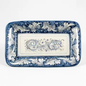 Italian rectangular tray from the Rinascimento Blu e Bianco collection handmade by Ceramiche Rampini in Gubbio, Italy