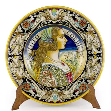 Italian wall plate featuring a Renaissance-style portrait of a woman with pearls handmade by Alvaro Binaglia in Deruta Italy - main image