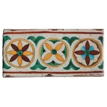 Hand-painted Deruta tile bs by Antica Deruta, Italy. The tile is entirely handcrafted.
