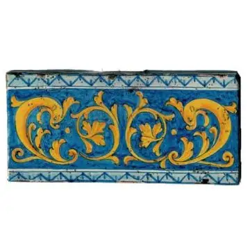 Hand-painted Deruta tile drb by Antica Deruta, Italy. The tile is entirely handcrafted.
