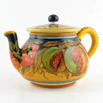 Italian tea pot from the Frutta Classica Collection handmade by D&G Design in Deruta