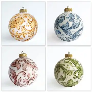Set of four Italian Christmas ball ornaments hand-painted by Ghenos in Messina