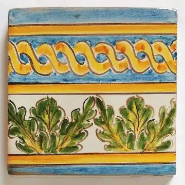 Hand-painted Italian tile LF17 from the Classic collection, entirely handcrafted by La Fauci in Messina, Sicily