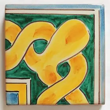 Hand-painted Italian corner tile LF18 from the Classic collection, entirely handcrafted by La Fauci in Messina, Sicily