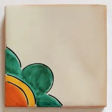 Hand-painted Italian corner tile LF20 from the Classic collection, entirely handcrafted by La Fauci in Messina, Sicily