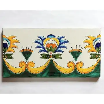 Hand-painted Italian border tile LF23 from the Classic collection, entirely handcrafted by La Fauci in Messina, Sicily