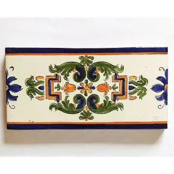 Hand-painted Italian tile LF28 from the Classic collection, entirely handcrafted by La Fauci in Messina, Sicily