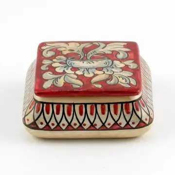Italian red and cream keepsake box handmade by Ceramiche Magnanelli in Gubbio, Italy