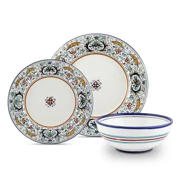 Handmade Italian 3-piece place setting Rinascimento: dinner plate, salad & dessert plate, cereal bowl. Deruta, Italy