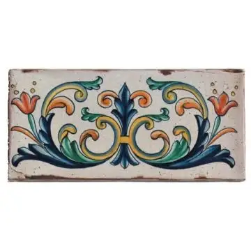 Hand-painted Deruta tile ro by Antica Deruta, Italy. The tile is entirely handcrafted.
