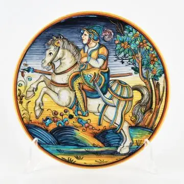 Italian wall plate featuring a Renaissance-style portrait of a knight handmade by Francesca Niccacci in Deruta