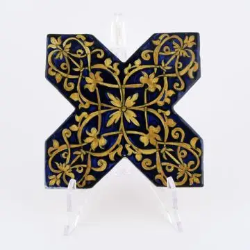 Italian tile VD03 handmade by Francesca Niccacci in Deruta