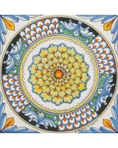 Hand-painted Deruta tile ad08 by Antica Deruta, Italy. The tile is entirely handcrafted.