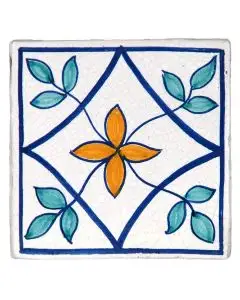 Hand-painted Deruta tile AD08 Tradizione Collection by Antica Deruta, Italy. The tile is entirely handcrafted.