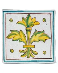 Hand-painted Deruta tile AD10 Tradizione Collection by Antica Deruta, Italy. The tile is entirely handcrafted.