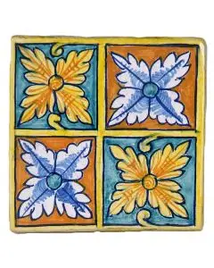 Hand-painted Deruta tile AD28 Tradizione Collection by Antica Deruta, Italy. The tile is entirely handcrafted.