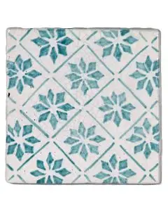 Hand-painted Deruta tile AD03V Classica collection by Antica Deruta, Italy. The tile is entirely handcrafted.