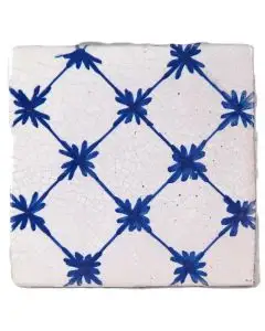 Hand-painted Deruta tile AD09B Classica collection by Antica Deruta, Italy. The tile is entirely handcrafted.