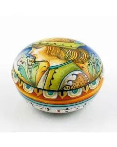 Italian small keepsake box featuring a Renaissance-style portrait handmade by Alvaro Binaglia in Deruta Italy - main image