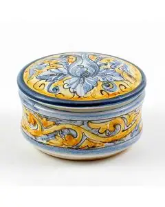 Italian hand-painted ceramic keepsake box from the Rinascimento collection handmade by Ceramiche Rampini in Gubbio, Italy