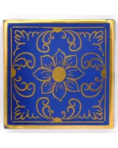 Hand-painted Italian tile LF07 from the Gold collection, entirely handcrafted by La Fauci in Messina, Sicily