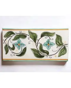 Hand-painted Italian border tile LF25 from the Classic collection, entirely handcrafted by La Fauci in Messina, Sicily