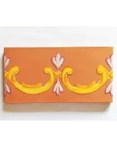 Hand-painted Italian tile LF30 from the Classic collection, entirely handcrafted by La Fauci in Messina, Sicily