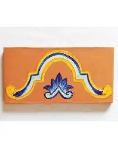 Hand-painted Italian border tile LF33 from the Classic collection, entirely handcrafted by La Fauci in Messina, Sicily
