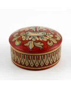 Italian red and cream keepsake box handmade by Ceramiche Magnanelli in Gubbio, Italy