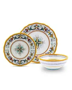Handmade Italian 3-piece place setting Ricco Deruta: dinner plate, salad & dessert plate, cereal bowl. Deruta, Italy