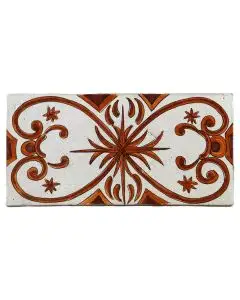 Hand-painted Deruta tile sn by Antica Deruta, Italy. The tile is entirely handcrafted.