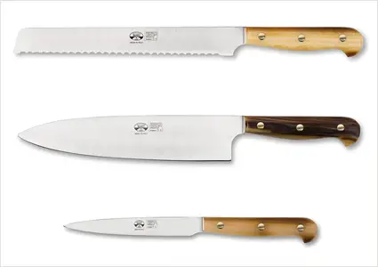 Essential kitchen knives