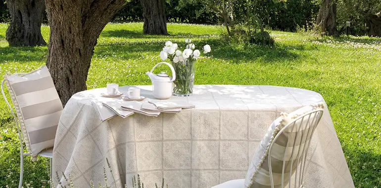 Italian tablecloths on sale