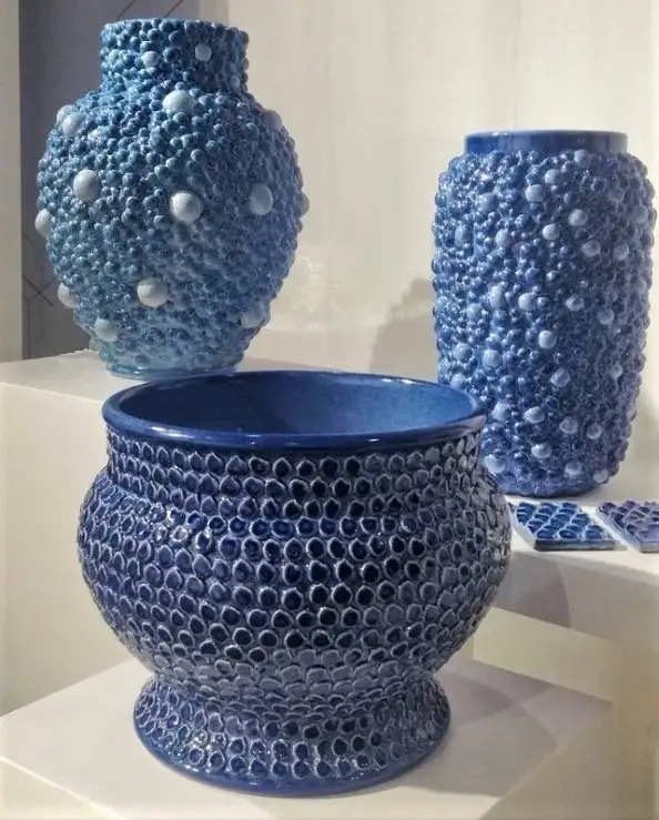 Maiolica vases by ND Dolfi in various textures and shades of blue. Handmade in Montelupo, Tuscany